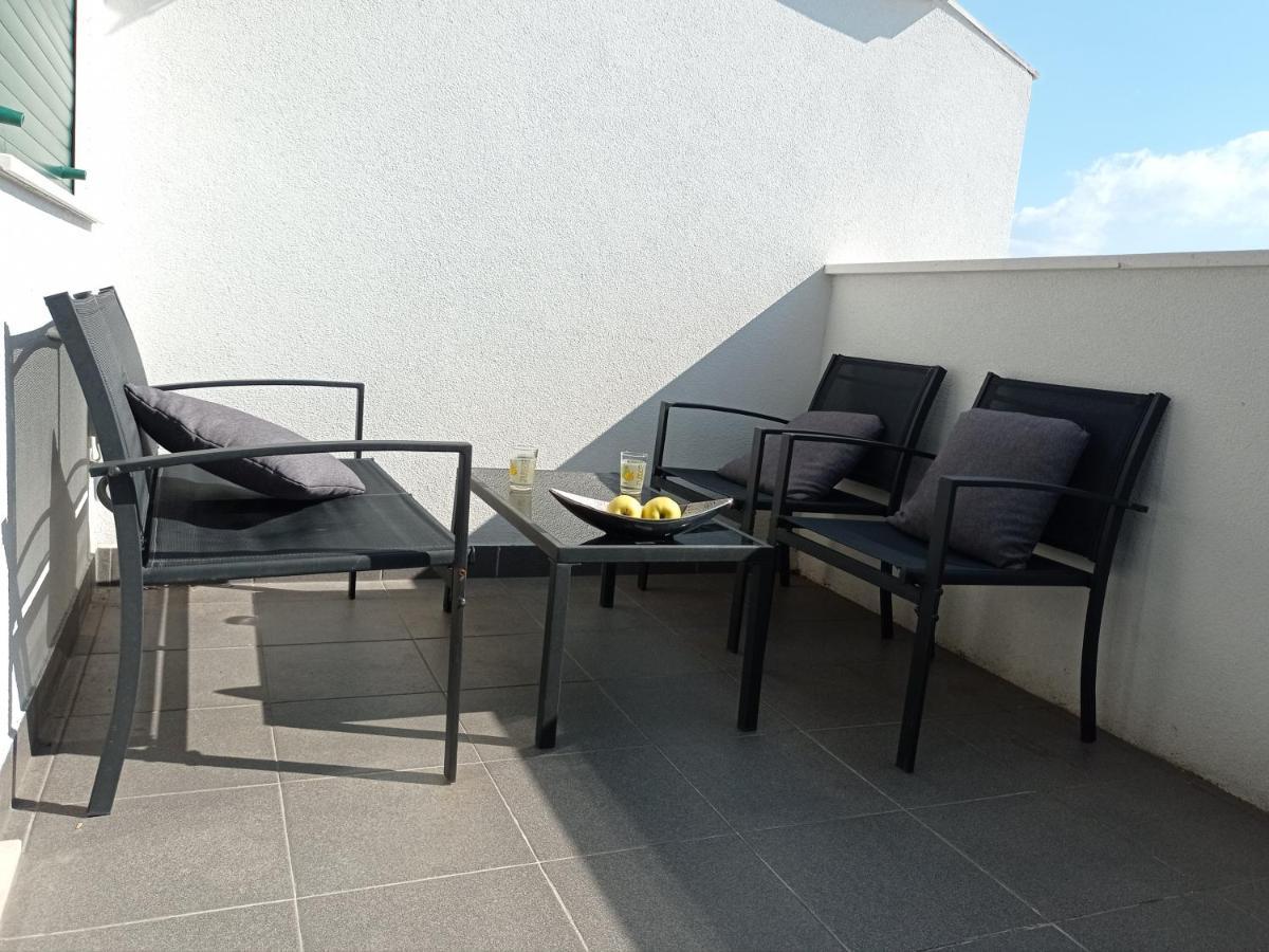 Apartment Matej Stobreč Exteriör bild